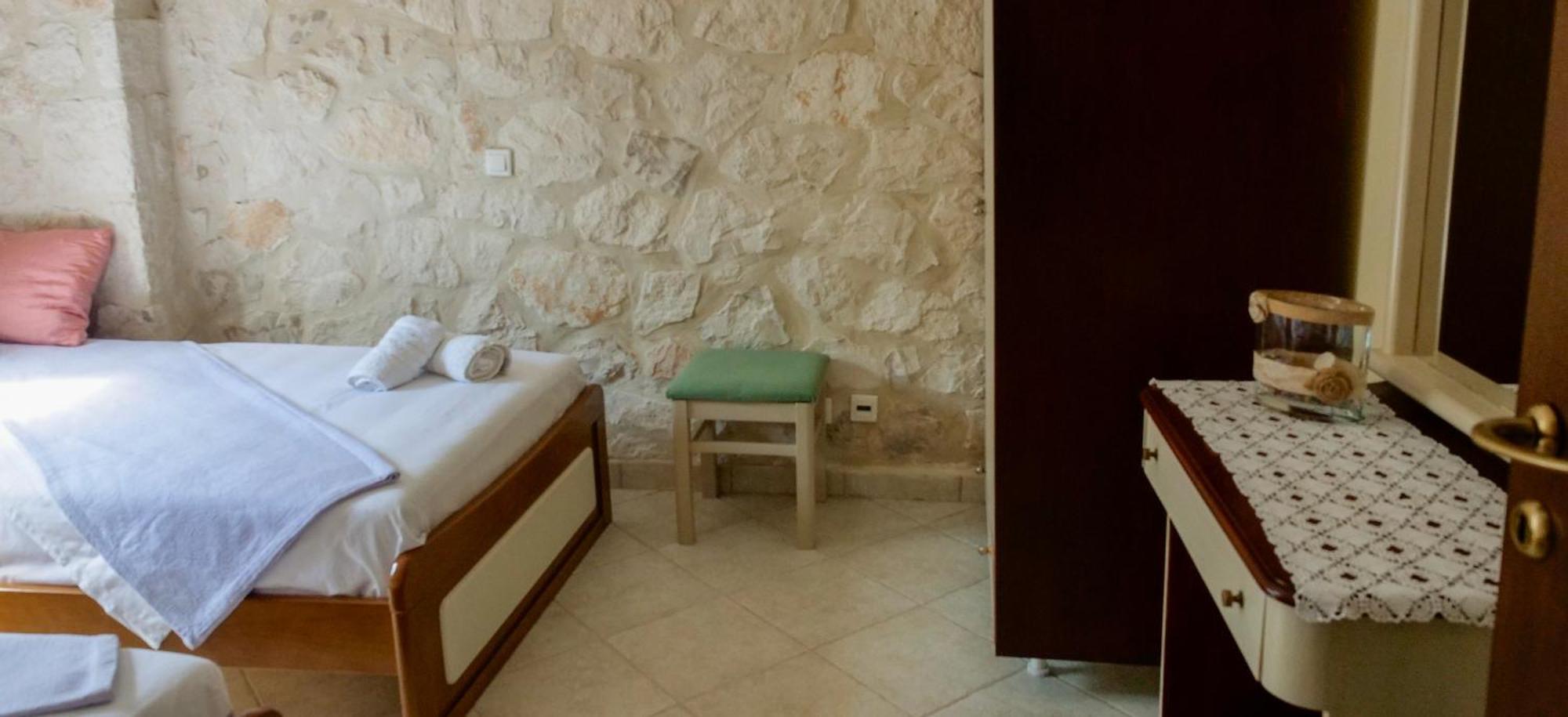 Fterini Apartments Sterna & Alletri Agios Leon Exteriör bild